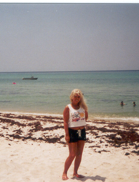 frontviewbeach.jpg